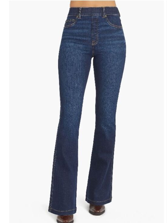 SPANX Denim - Spanx Flare Jeans with tummy control Size Large